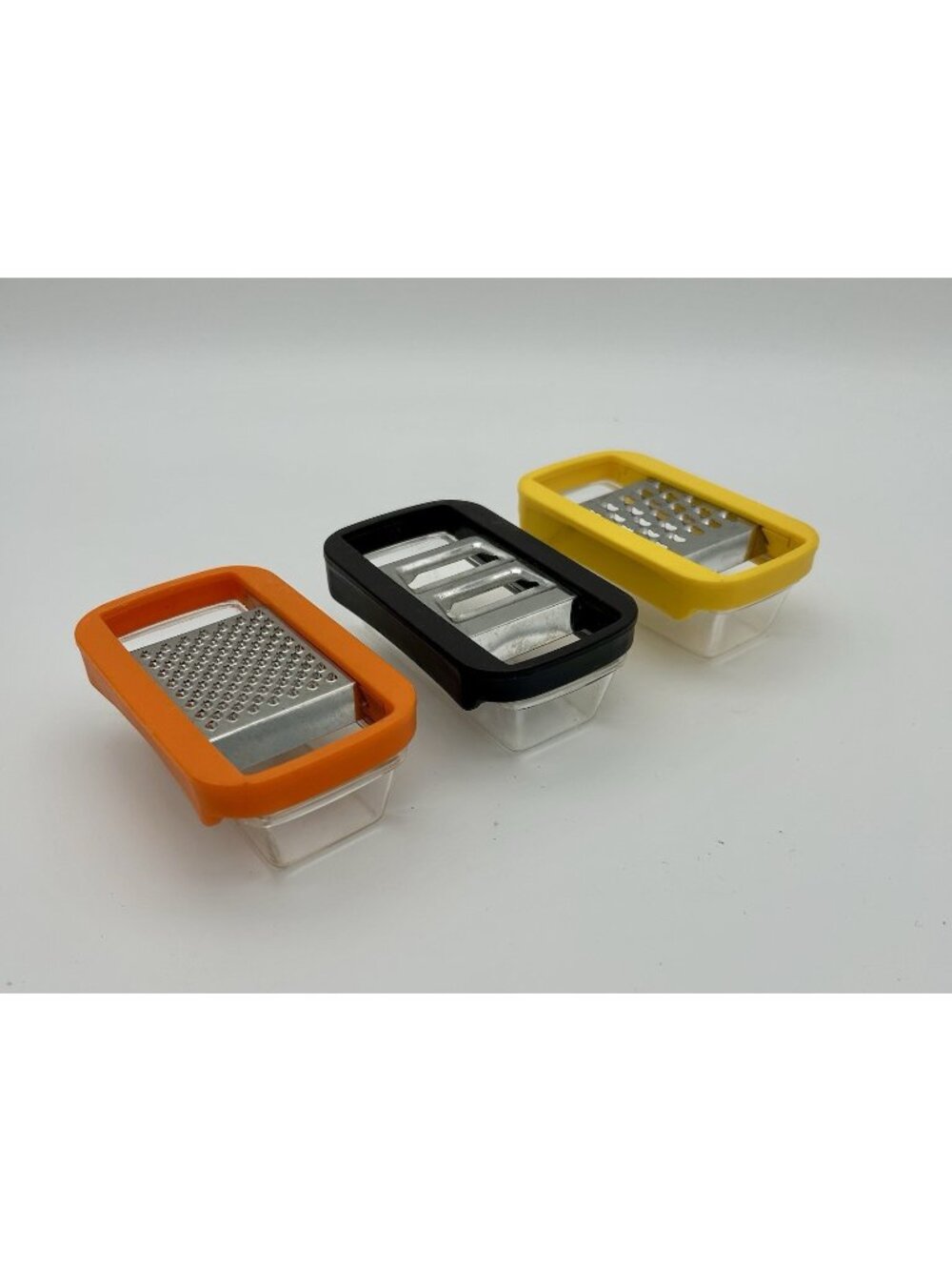Lot of 3 Vintage Colorful Different Mini Graters with Plastic Trays-4"x2.5"x1.5"
